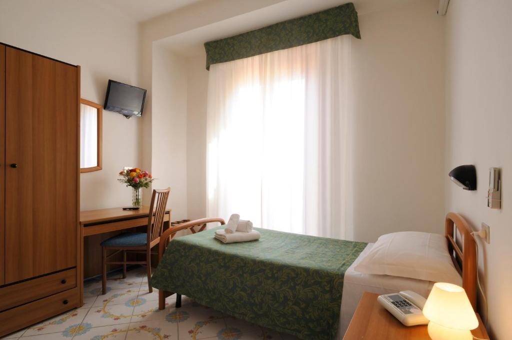 Hotel Delfino Laigueglia Quarto foto